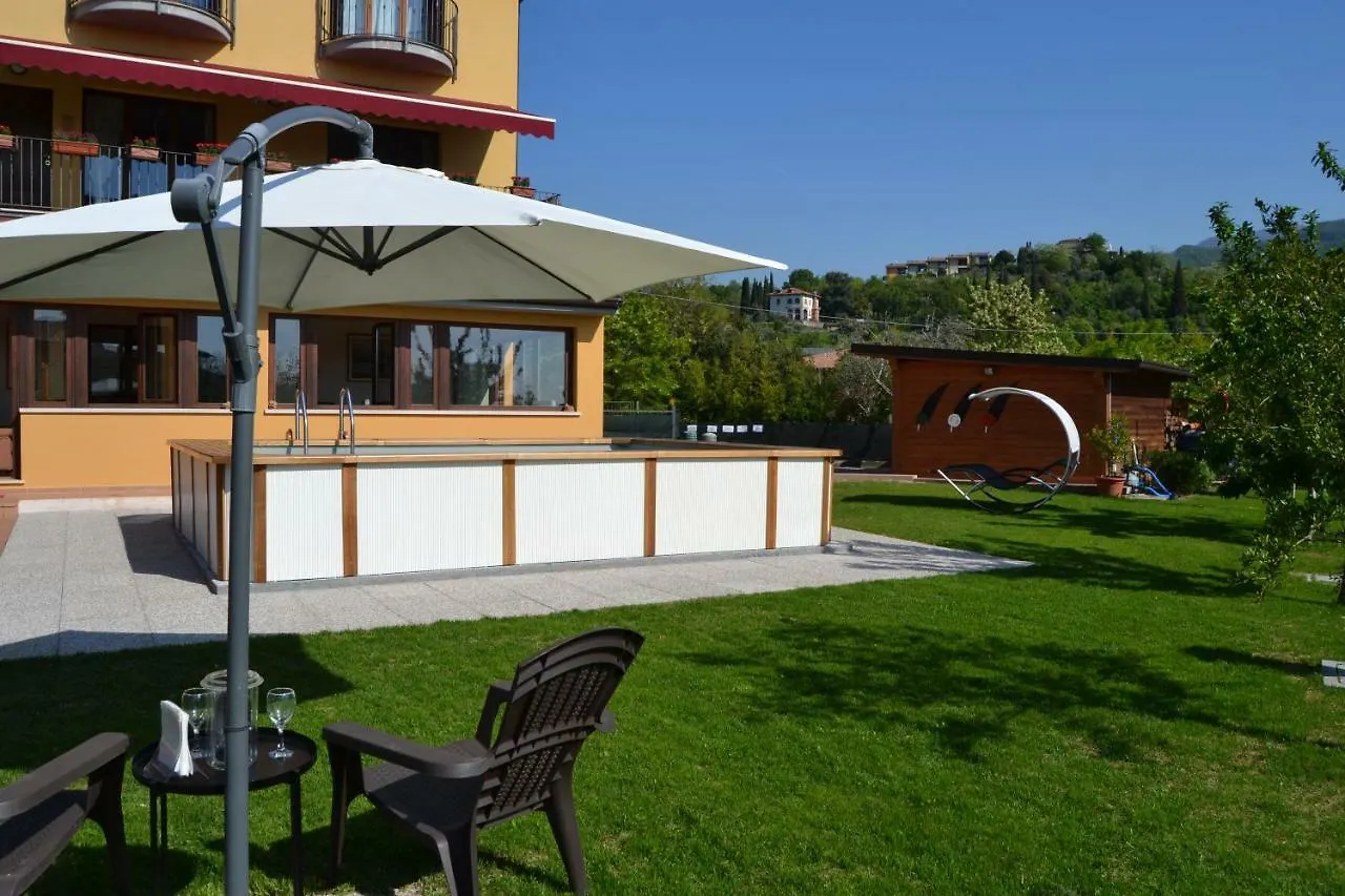 Villa La Veranda Salo 0*,